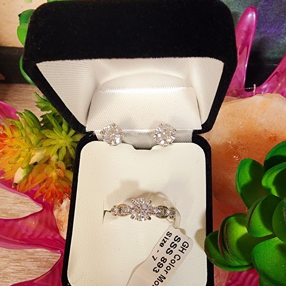 Real Moissainite set - Picture 2 of 3